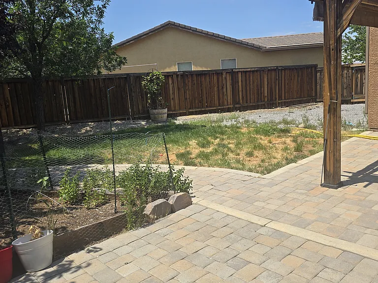 230 Bolzano Dr — Photo 15