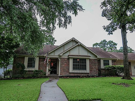 One story home in great community.