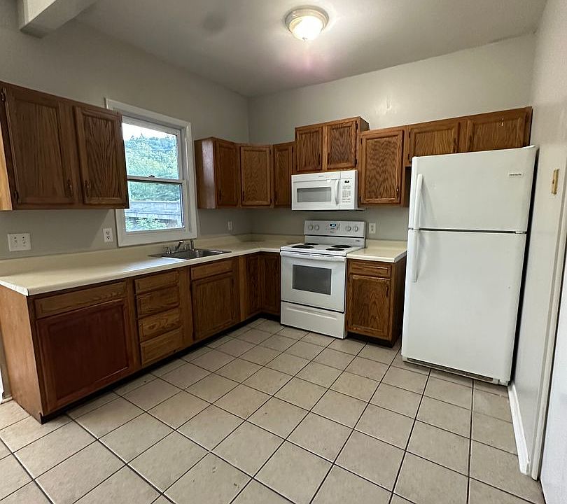 137139 Main Street Apartment Rentals Slatington, PA Zillow