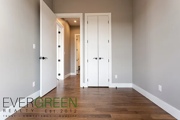 Rented by ERNY LLC | media 17