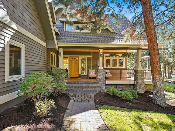4th image of 3028 NW Underhill Pl