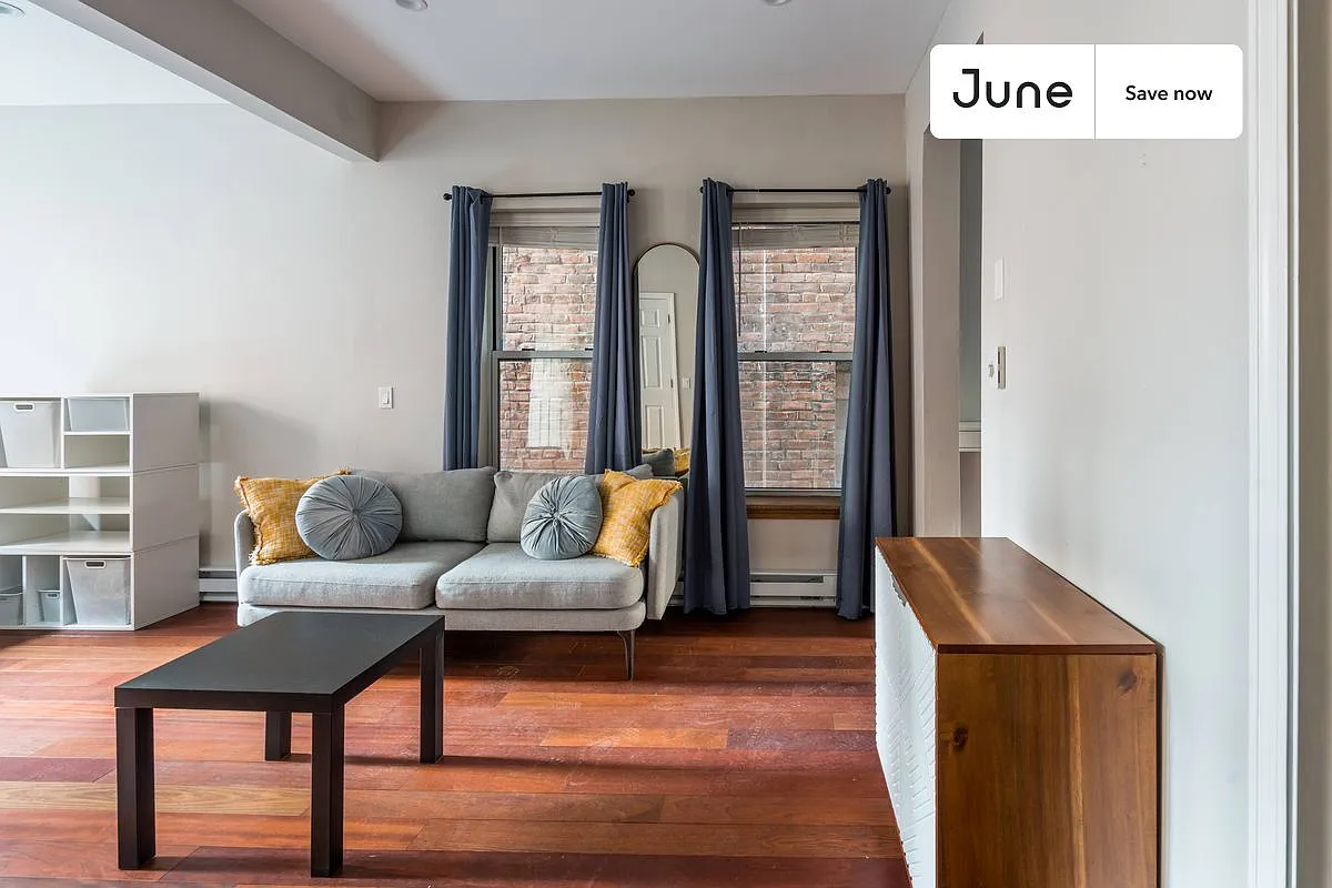 Studio in North End on a flexible lease #970 — Photo 4