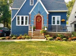 16111 Larchwood Ave, Cleveland, OH