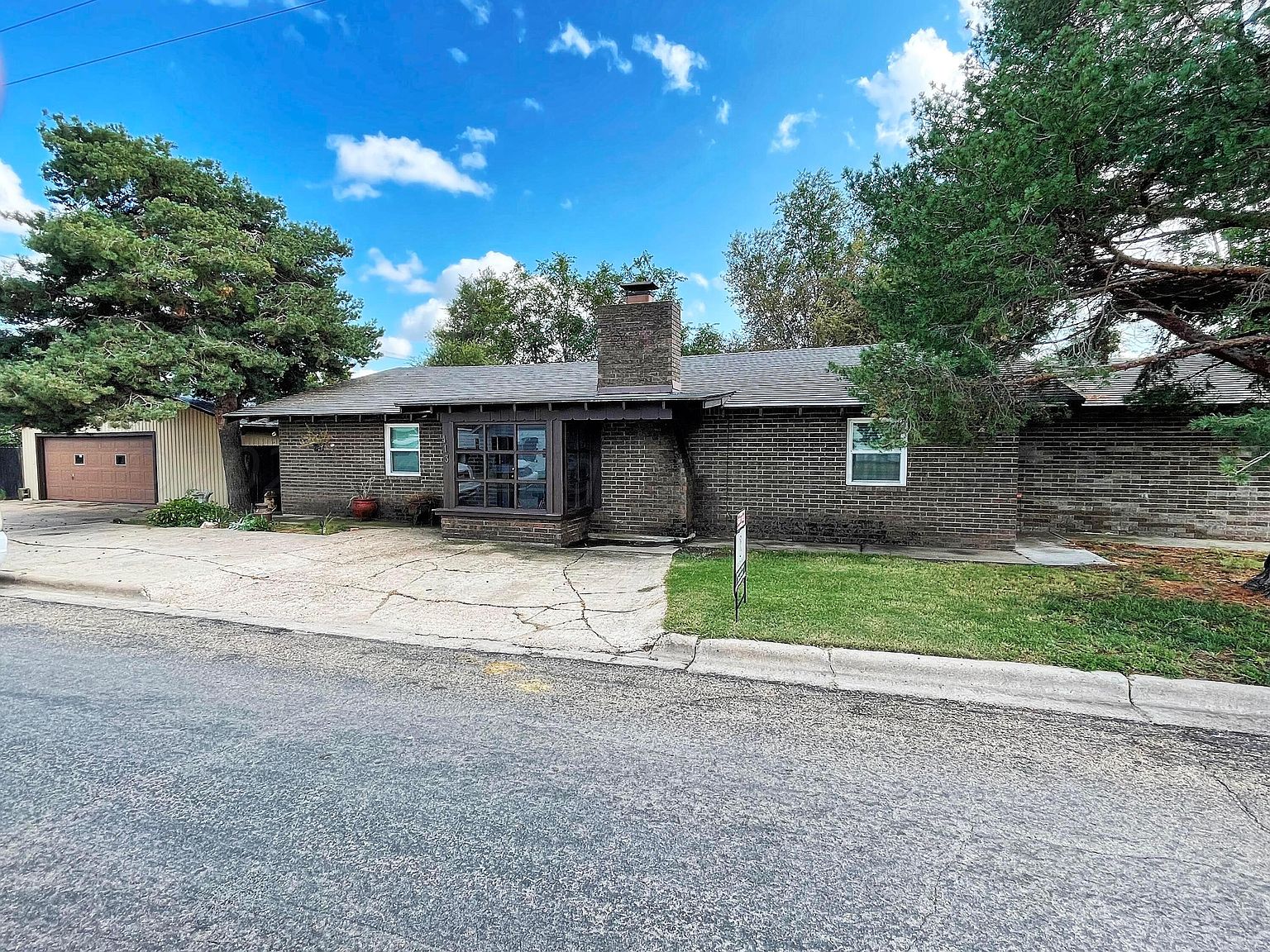 413 SW 13th Ave, Perryton, TX 79070 Zillow