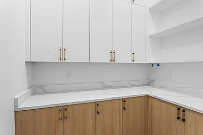 3202 W La Salle St — Photo 26