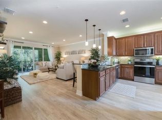 6502 Monterey Point UNIT 202, Naples, FL 34105