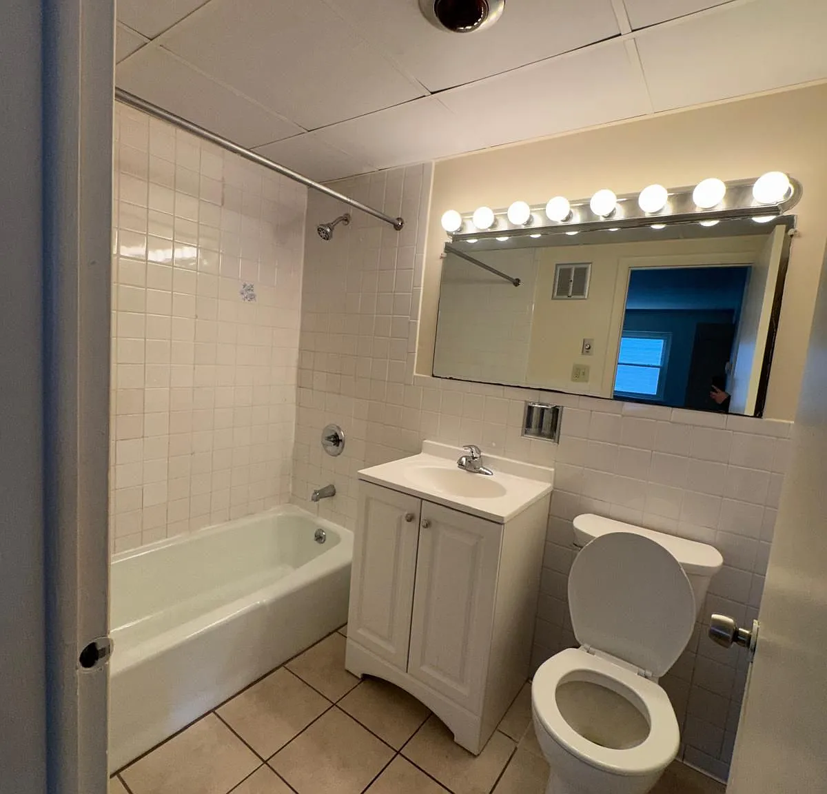 1 bed, $1,750 — Photo 3