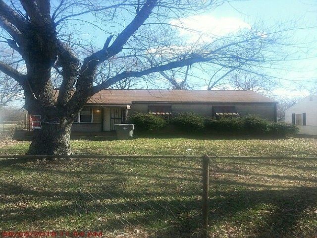 1st image of 3535 N Leland Ave
