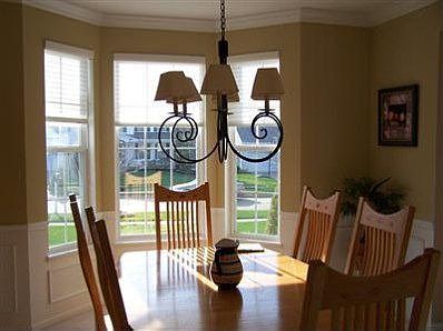 3rd image of 1192 Farmcote Cir