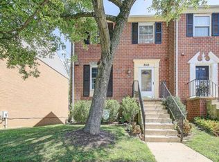 8512 Pine Run Ct, Ellicott City, MD 21043