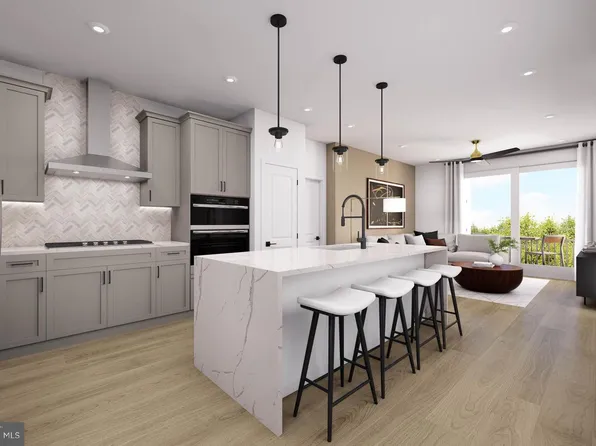 1961 Illumination Dr #4, Vienna, VA 22182