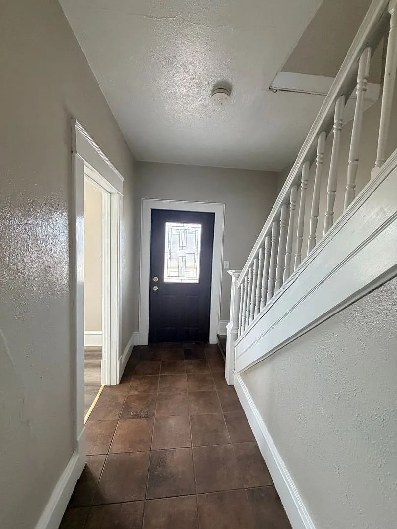 Newly Renovated 3-Bedroom Home in Moline — Photo 2