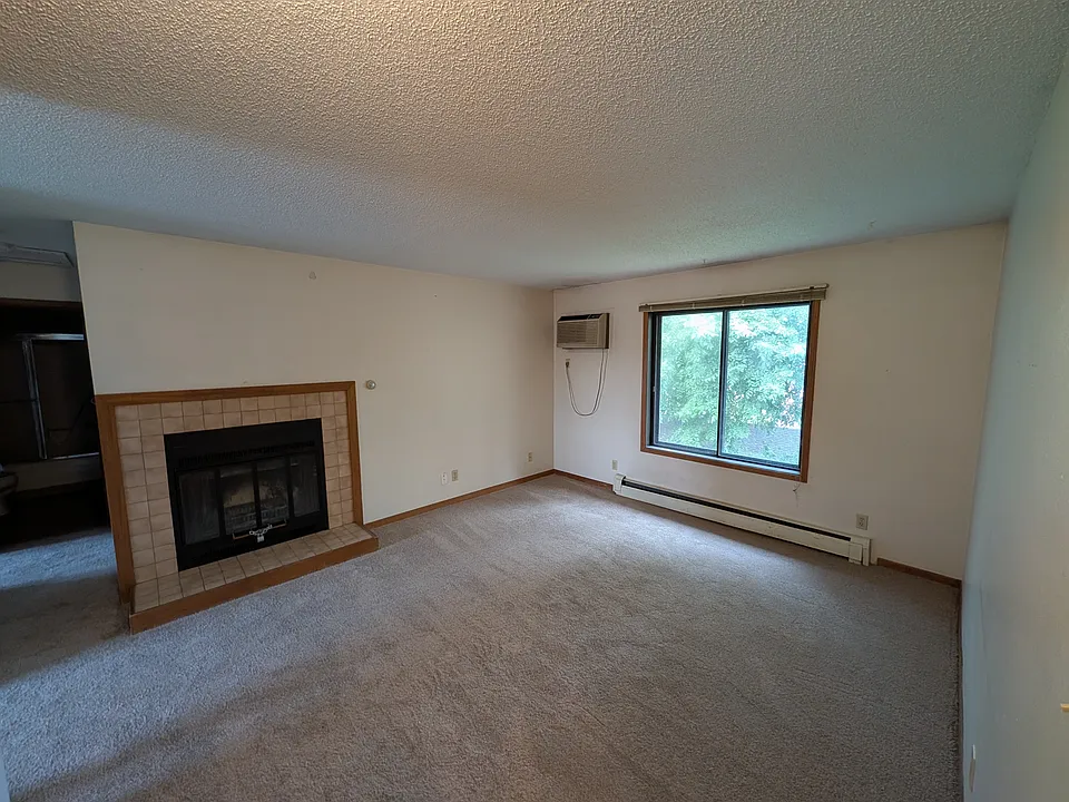 1207 Delaware Ave #5