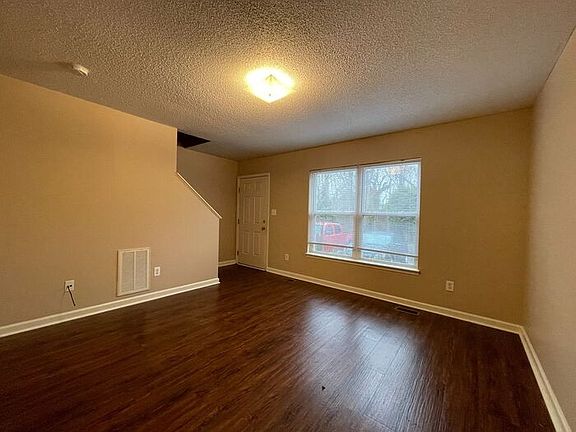 5th image of 1520 N Main Ave APT 21