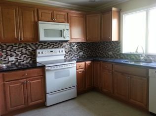 48 Juniper Rd, Port Washington, NY 11050