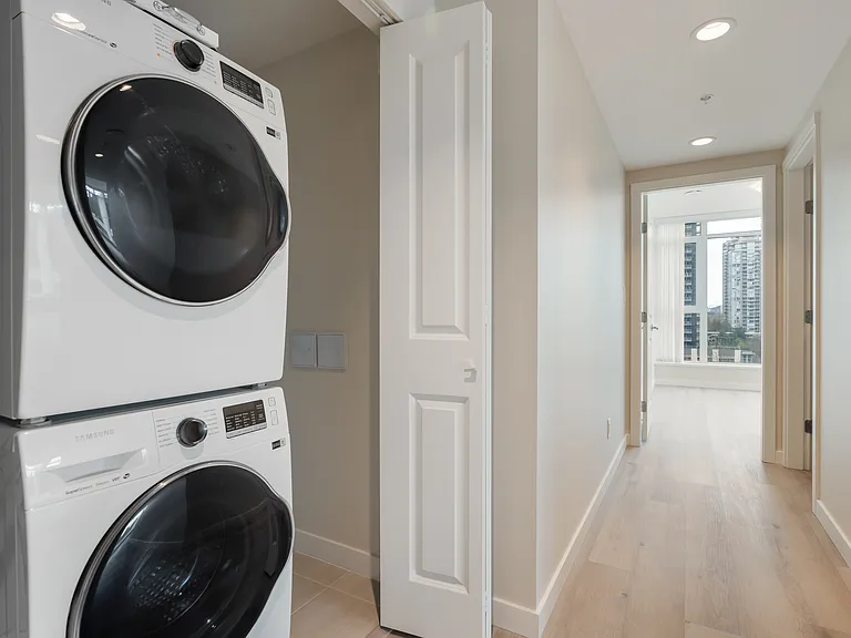 1182 Westwood St — Photo 9