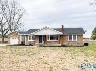 3859 Hobbs Island Rd, Huntsville, AL 35803