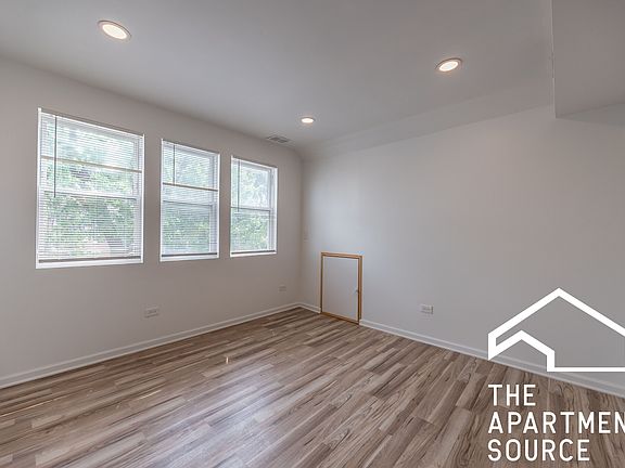 3rd image of 3140 N Kimball Ave #2