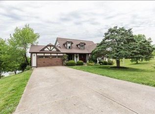 1920 Bogey Hill Dr, Pacific, MO