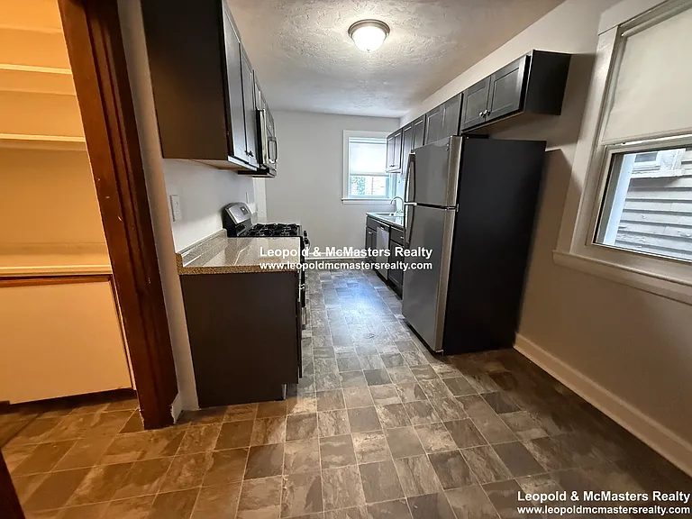 133 Davis Ave #1 — Photo 20