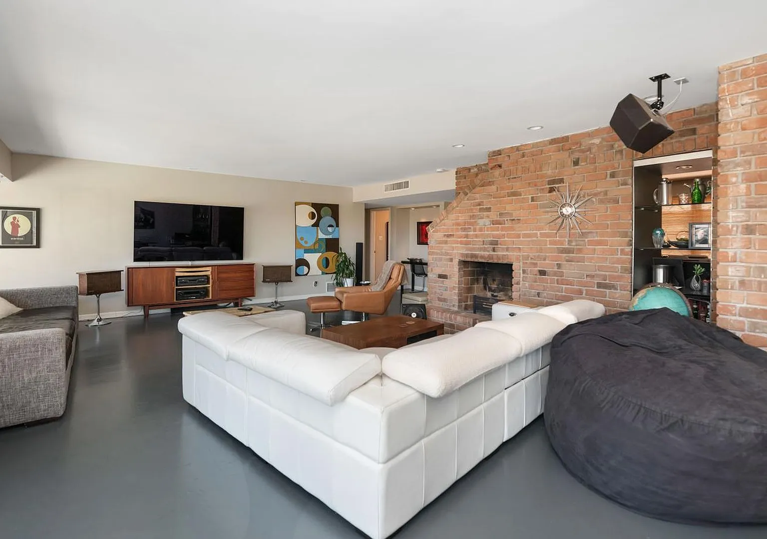 5526 N. Camelback Canyon Dr, Phoenix, AZ 85018 — Photo 4