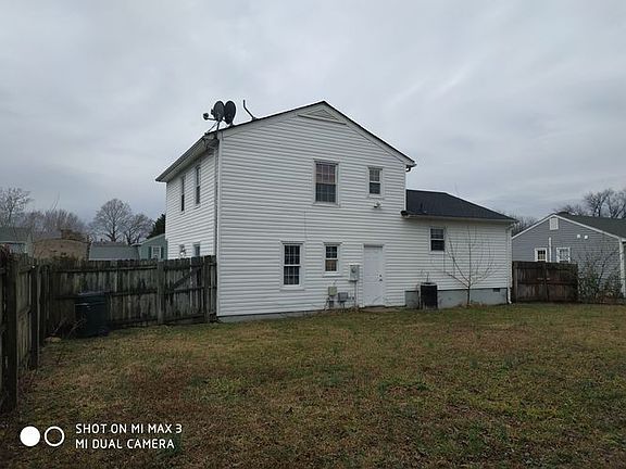 4th image of 906 Bowitch Ct