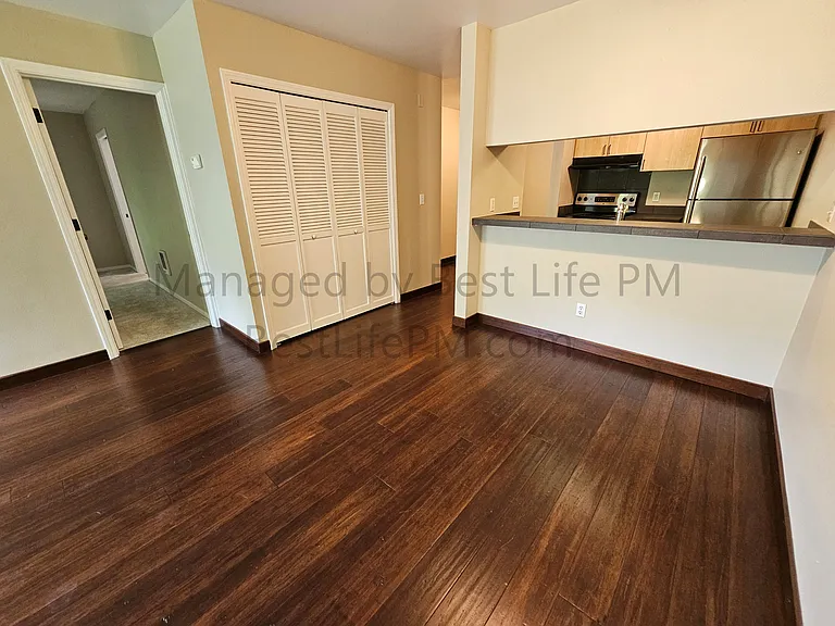 1535 SW Clay St #301 — Photo 20