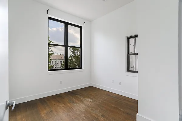 Rented by East Williamsburg Realty Inc | media 17