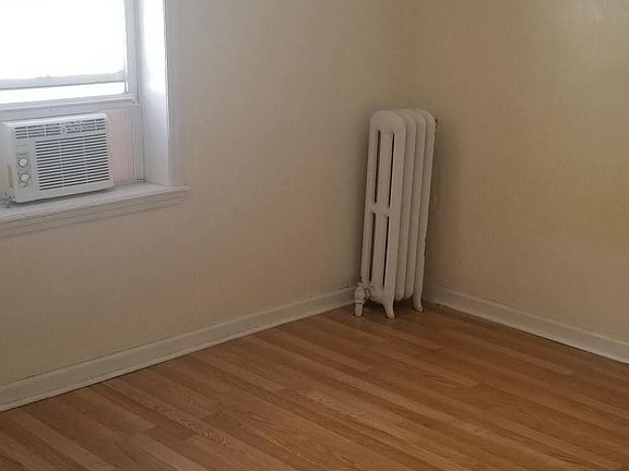 2nd image of 450 Wayne St APT 8