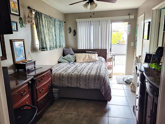 5th image of 136 11th St APT 3
