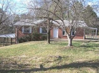 2724 Dotsonville Rd, Clarksville, TN 37042