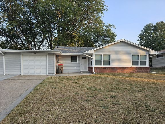 3rd image of 5207 W Benton St