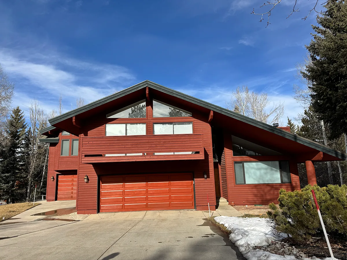 Building Photo - 10 Claimjumper Ct