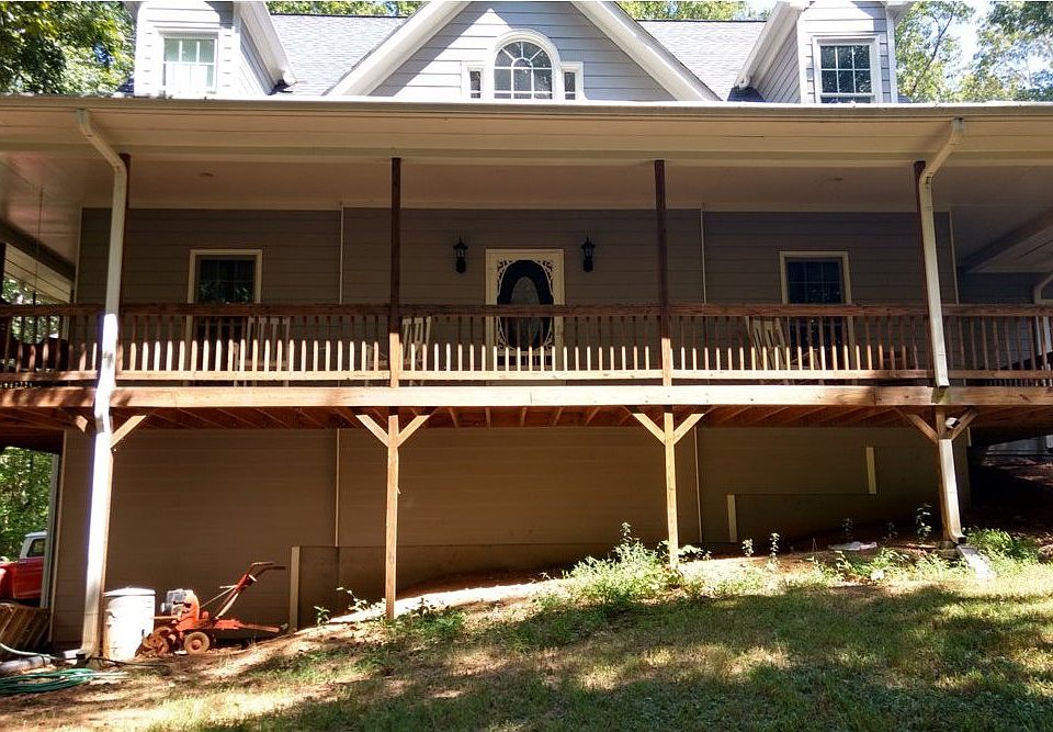 2nd image of 2213 Heath Dr