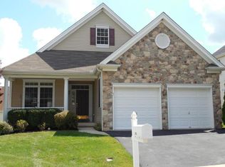 1808 Shearers Dr, Lancaster, PA 17601