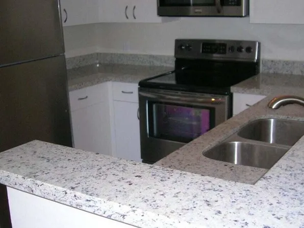 111 Yacht Club Way APT 305, Hypoluxo, FL 33462