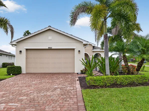 9907 SW Trumpet Tree Circle, Port St Lucie, FL 34987
