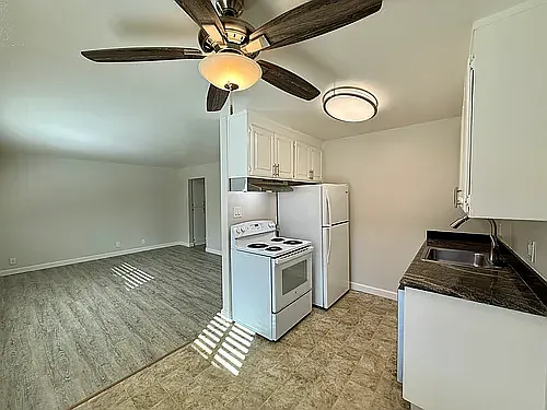Mosaic Apartments — Photo 31