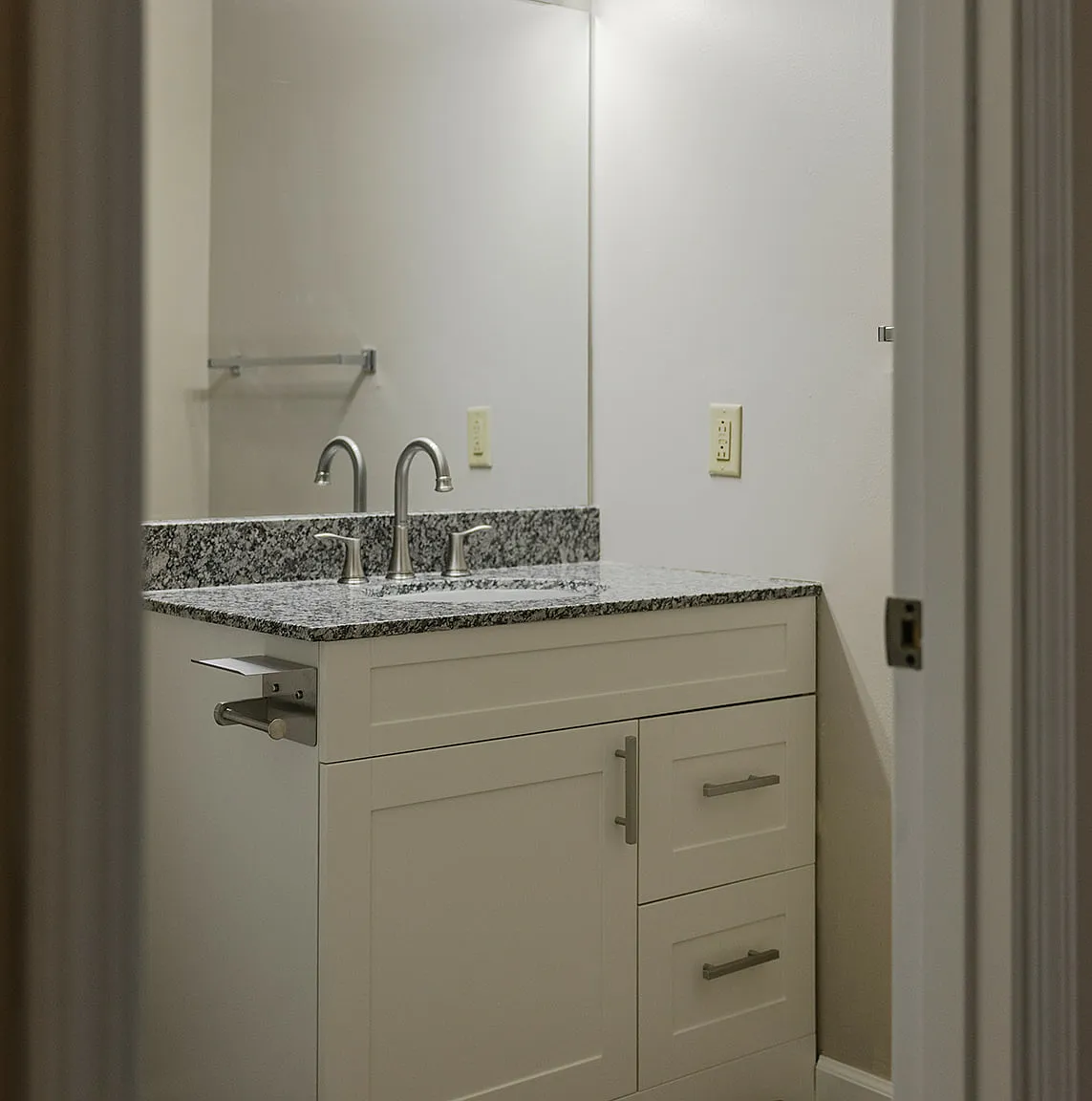 Court Place Townhomes — Photo 1