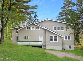 64 Boulder Rd, Lake Ariel, PA 18436