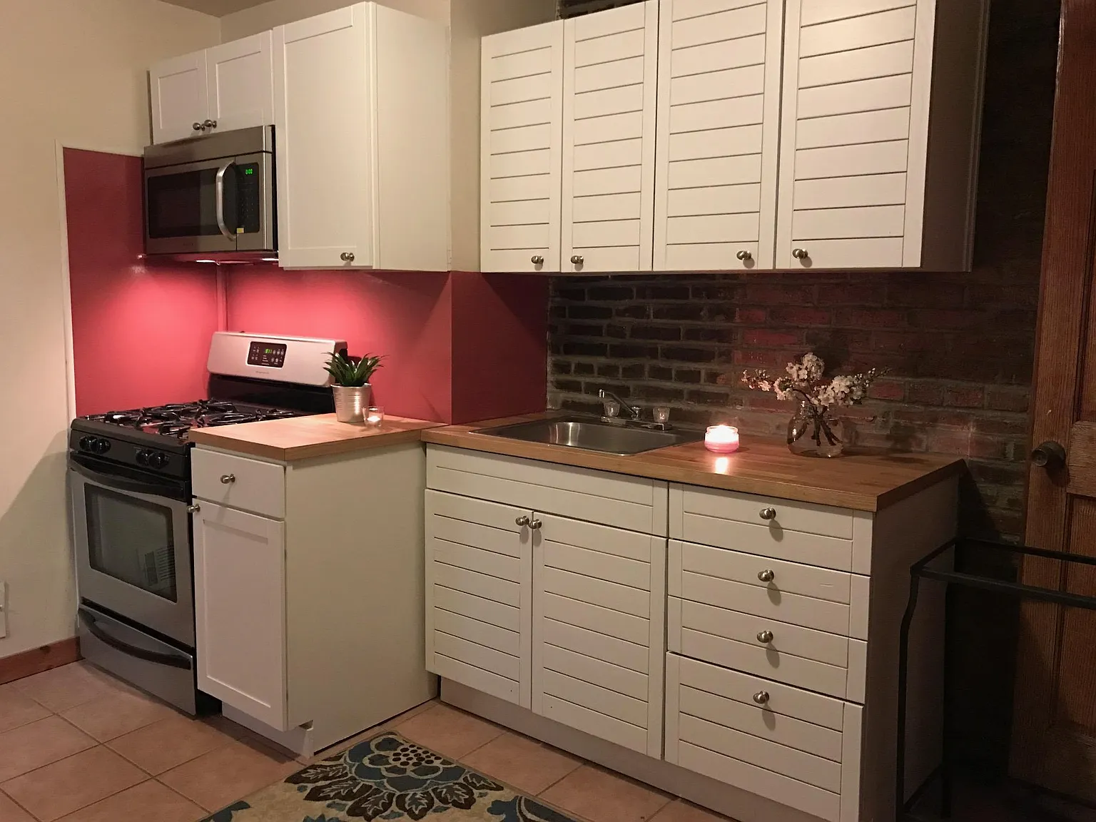 Studio, 600 sqft, $1,075 — Photo 3