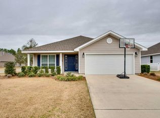 156 Lilly Bell Ln, Freeport, FL 32439