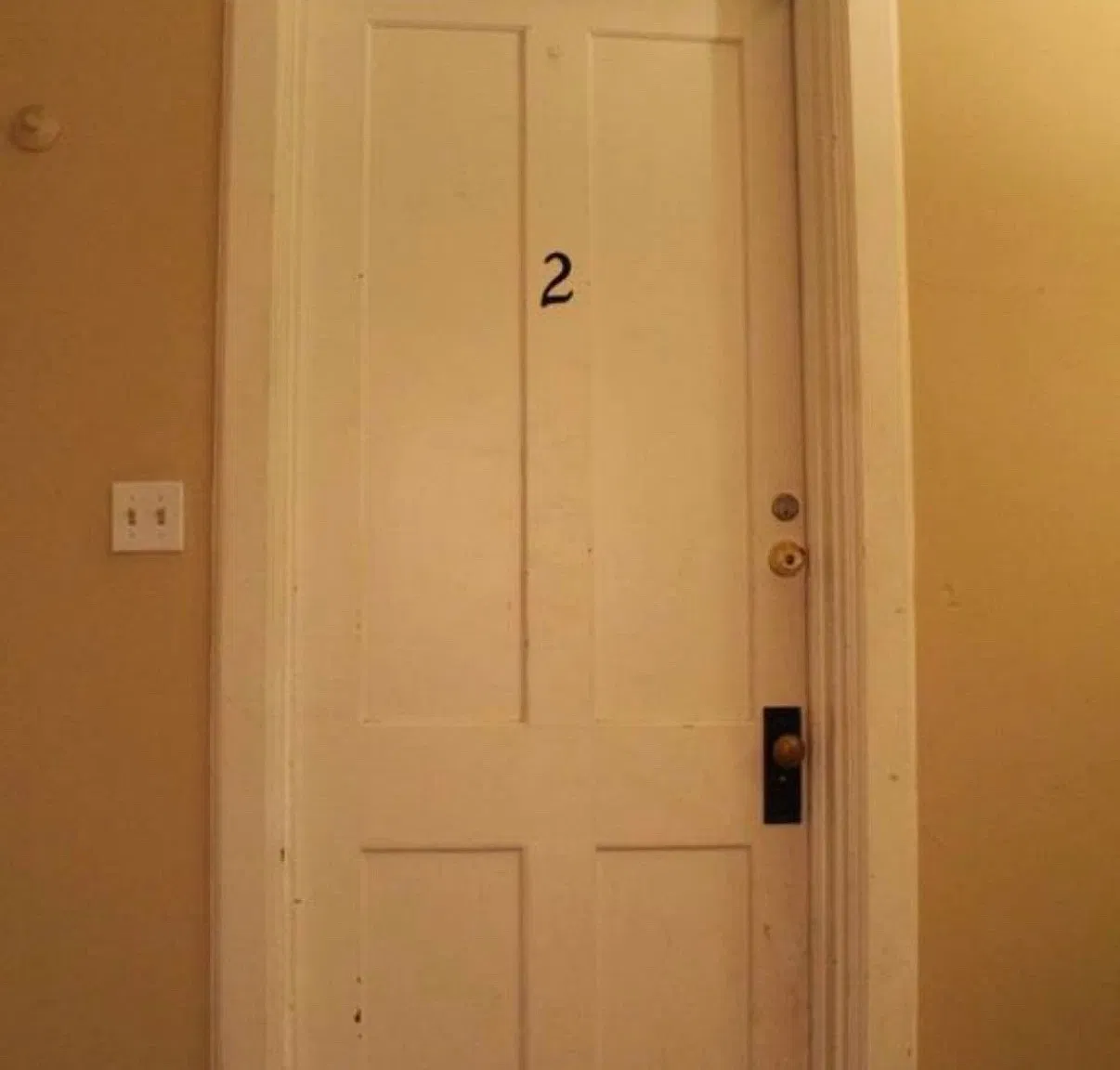 2 bed, 1.5 bath, 1200 sqft, $1,100 — Photo 3
