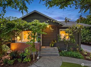 11205 Phinney Ave N, Seattle, WA 98133