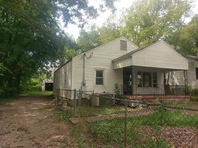 1st image of 1083 Baker Ave
