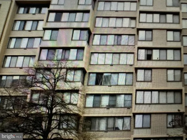 522 21st St NW APT 1003, Washington, DC 20006