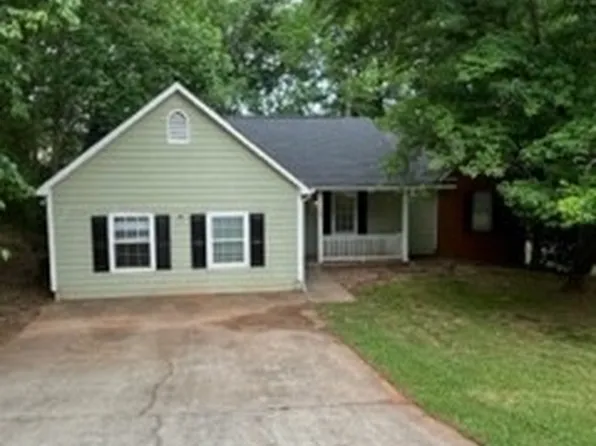 1586 Elizabeth Ln, Hampton, GA 30228