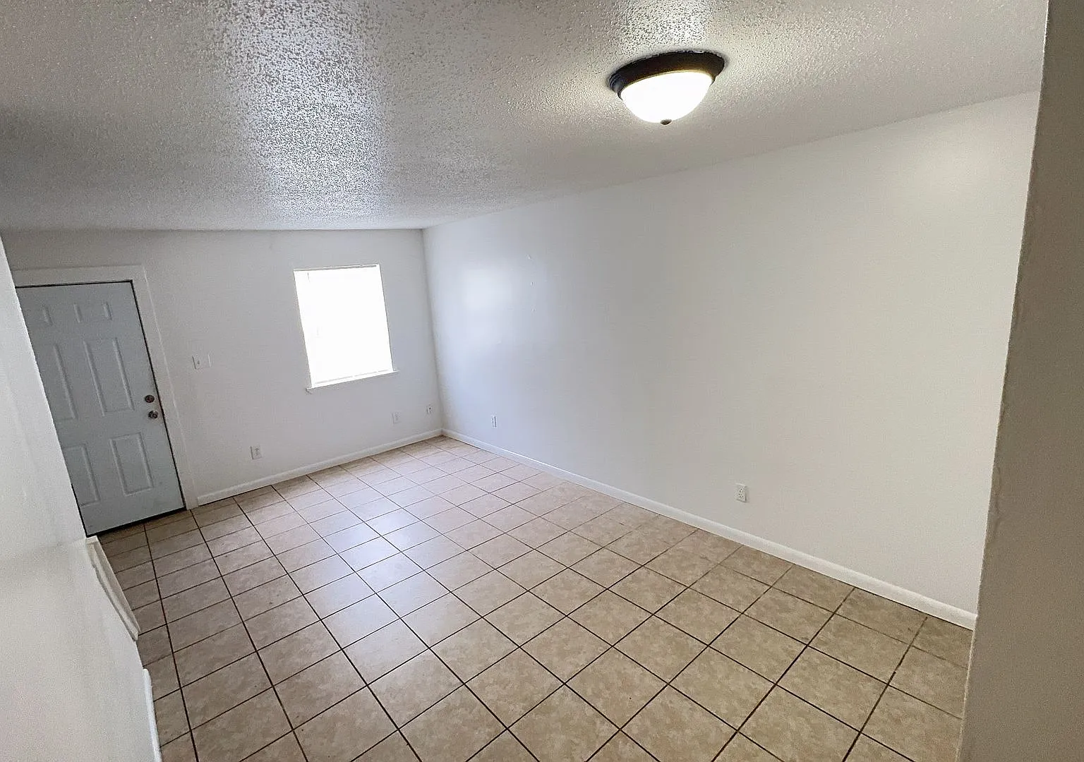 1023 Talbot Avenue — Photo 2