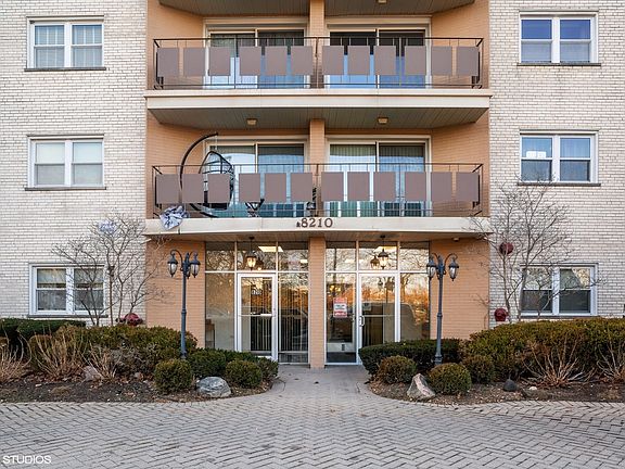 2nd image of 8210 Elmwood St #405