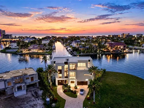 348 Seagull AVE, NAPLES, FL 34108